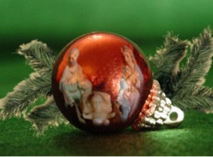 967-Nativity Ornament